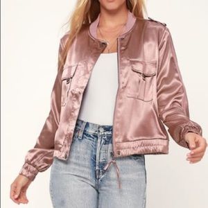 BNWT Lulu’s Hit the City Mauve Satin Bomber Jacket